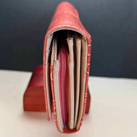 CLATHAS Argo Flap Cowhide Leather Long Coral Wallet, Camellia Flowers, Japanese - Picture 7 of 15